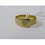 18ct YELLOW GOLD VINTAGE DIAMOND SET SIGNET RING, approx 8 grms in weight, size 'W'