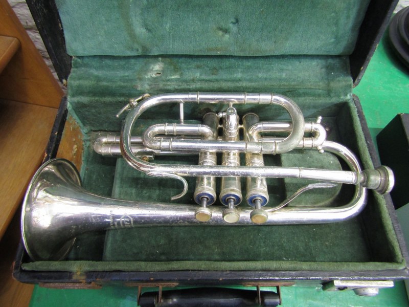 MUSICAL INSTRUMENT, cased Trumpet "Lafleur" imported by Boosey & Hawkes