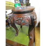 ORIENTAL VASE STAND, carved blossom detailed 4 leg vase stand, 18" height