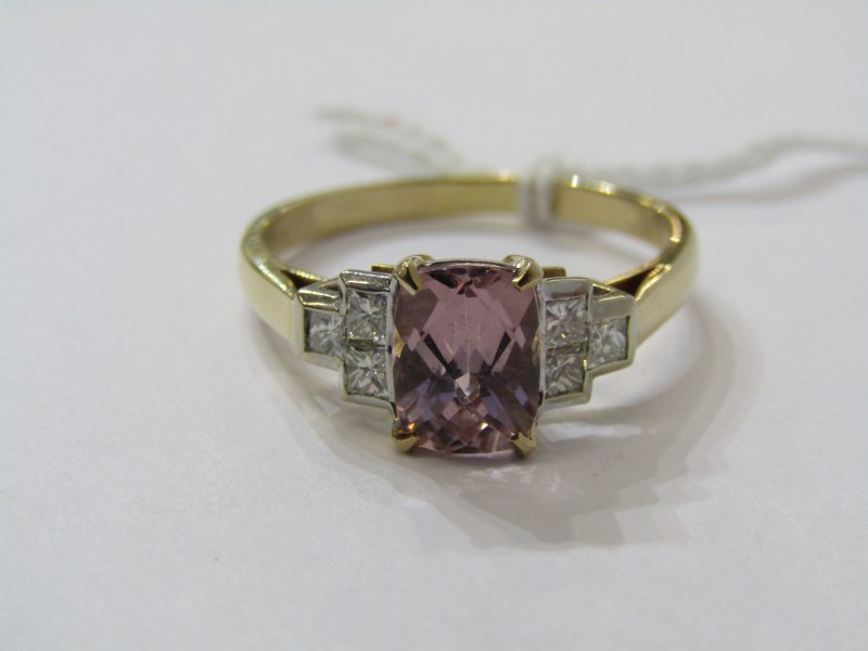 18ct YELLOW GOLD MORGANITE & DIAMOND RING, principal cushion cut morganite with 3 princess cut - Image 2 of 6