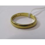 22ct YELLOW GOLD WEDDING BAND, size Q, approx 4.2 grams