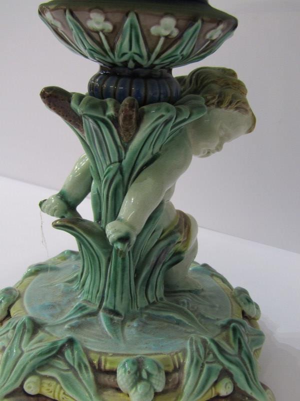 WEDGWOOD MAJOLICA, putti support base comport, 8.5" height (crude repaired rim) - Image 6 of 14