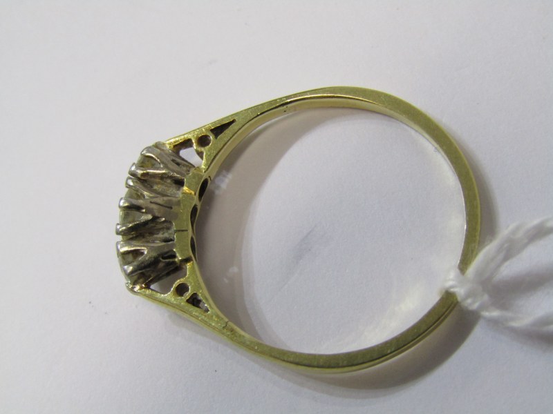 18ct YELLOW GOLD 3 STONE DIAMOND RING, principal brilliant cut diamond approx 0.15ct with accent - Image 5 of 6