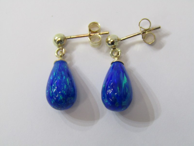 PAIR OF DARK BLUE 9ct YELLOW GOLD OPALITE EARRINGS