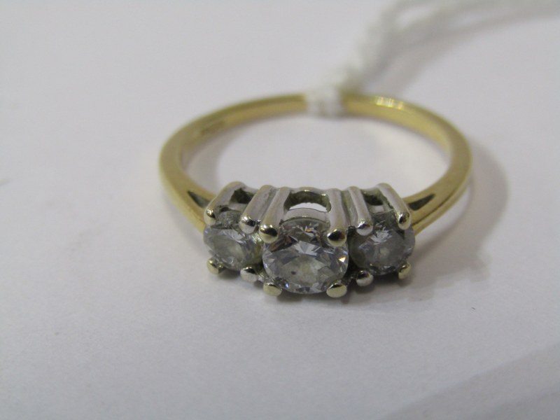 18ct YELLOW GOLD 3 STONE DIAMOND RING, size K/L, with IGI diamond report, stating 0.82ct, colour I