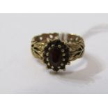 VINTAGE 9ct YELLOW GOLD GARNET CLUSTER RING, size G/H, approx 3.3 grams