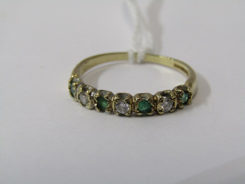 9ct YELLOW GOLD EMERALD & DIAMOND ETERNITY STYLE RING, 4 brilliant cut emeralds each seperated by - Image 2 of 4