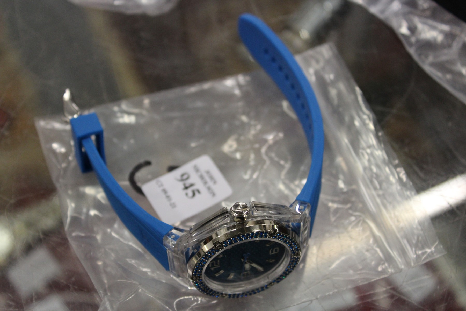 An Avalanche wristwatch. - Image 2 of 2