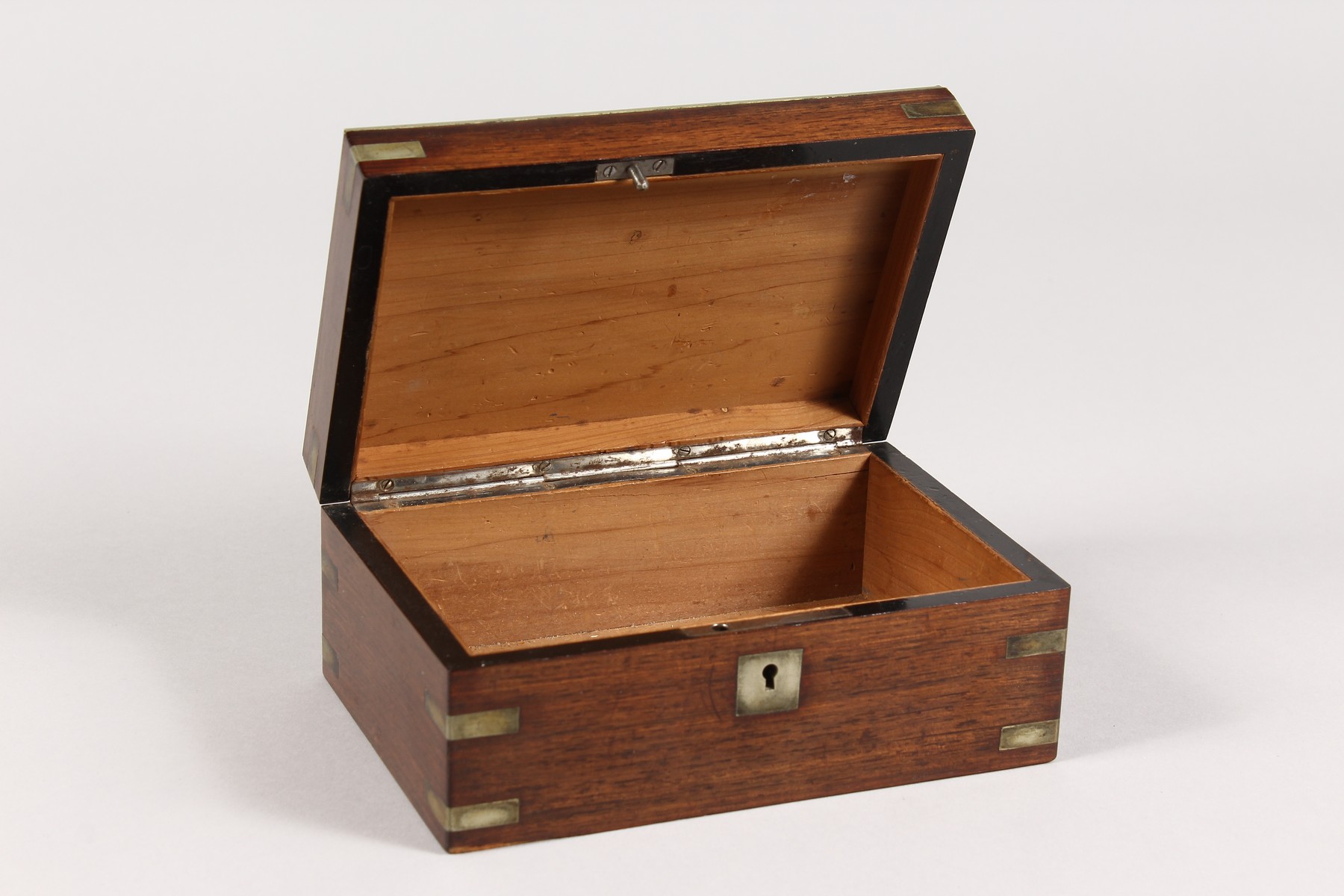 A SMALL 19TH CENTURY ROSEWOOD JEWELLERY BOX with inlaid marble top. 6ins long. - Image 6 of 6