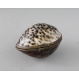 A SMALL SHELL PURSE. 2.5ins.