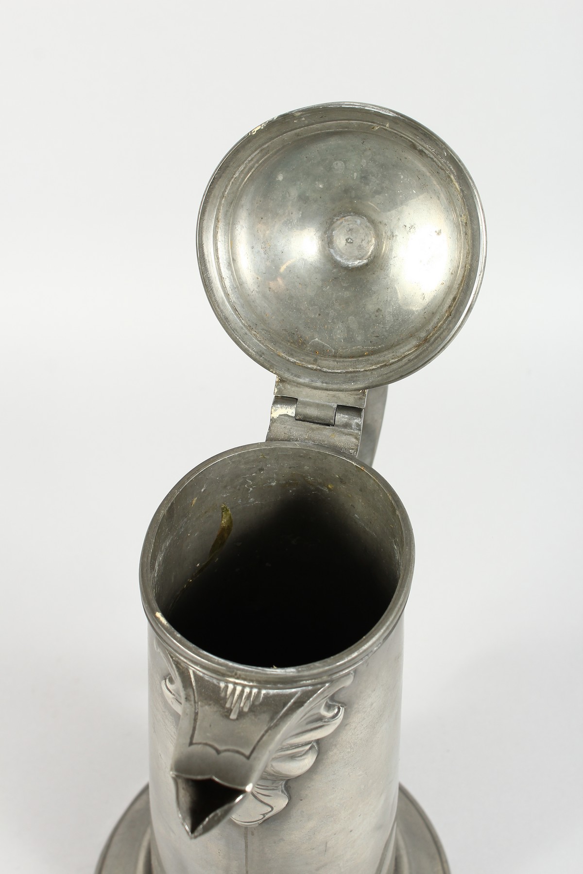 JAMES DIXONS & SONS, a good large Art Nouveau pewter lidded jug. 14ins high. - Image 7 of 7