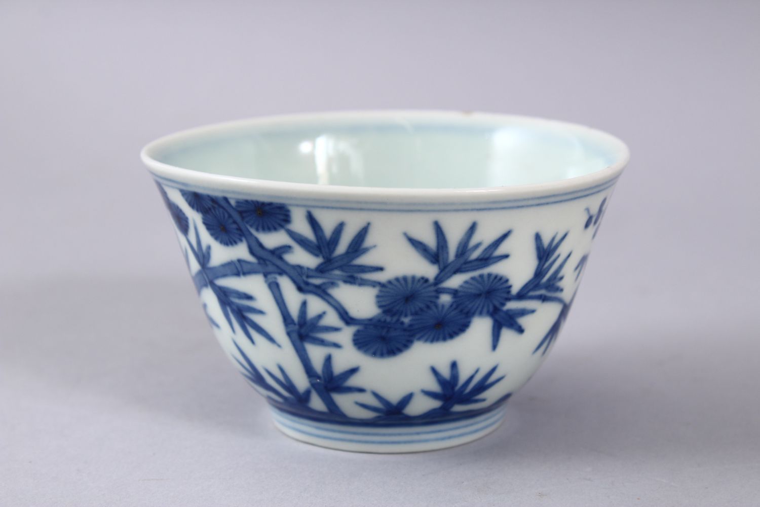 A GOOD CHINIESE BLUE & WHITE MING STYLE PORCELAIN BOWL, decorated with pine trees and bamboo, the - Image 2 of 6