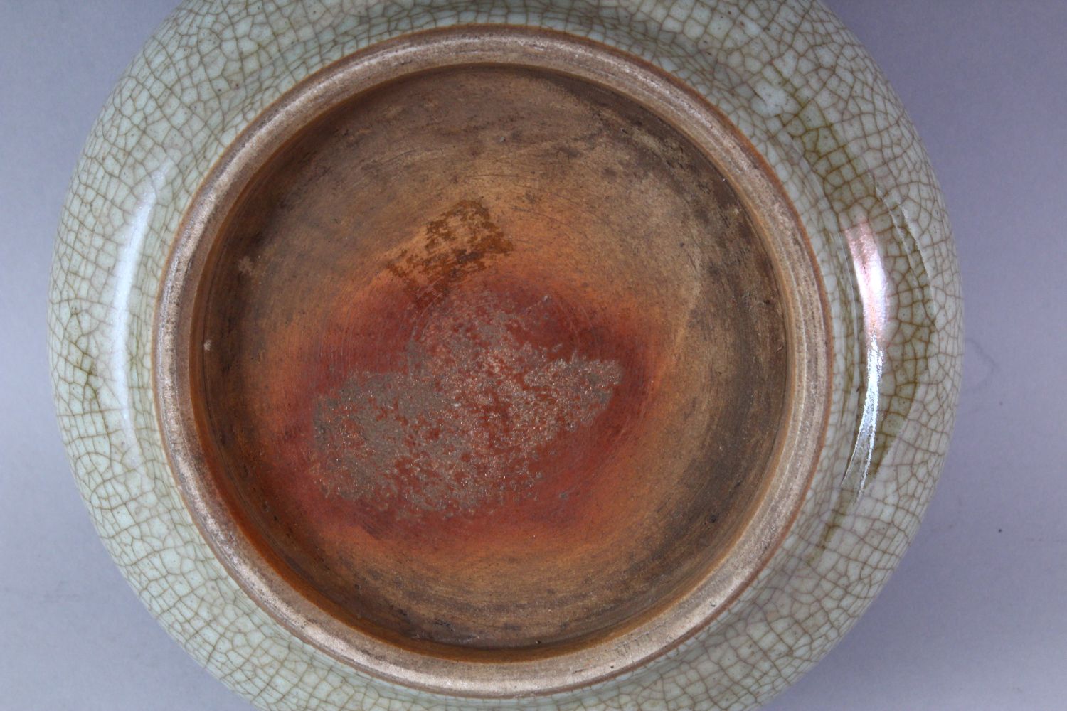 A SONG STYLE 'GE WARE' CIRCULAR POTTERY INCENSE BURNER, with crackle glaze finish, 22cm diameter. - Image 6 of 6