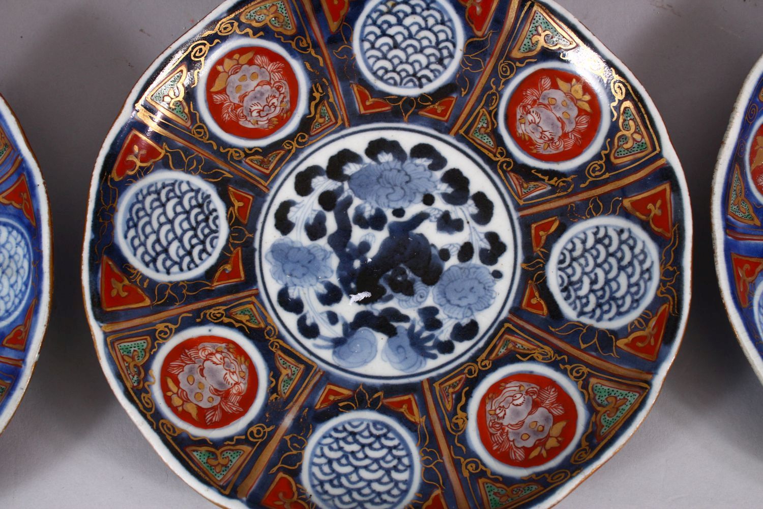 A SET OF SIX JAPANESE MEIJI PERIOD IMARI PORCELAIN PLATES decorated with typical imari palate, - Image 2 of 6