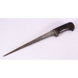 A FINE 18TH / 19TH CENTURY LARGE INDIAN WATERED STEEL DAGGER, with a carved wooden handle, 45cm