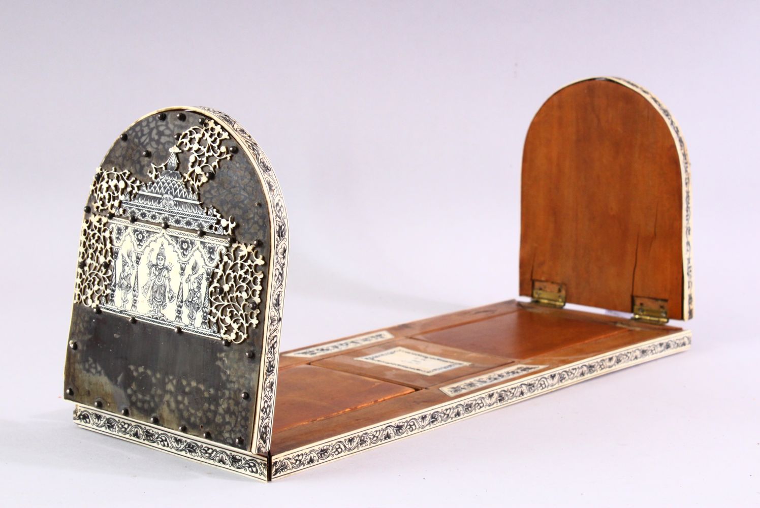 A LATE 19TH CENTURY SANDLEWOOD IVORY AND TORTOISESHELL BOOK SLIDE (AF), 39cm long.