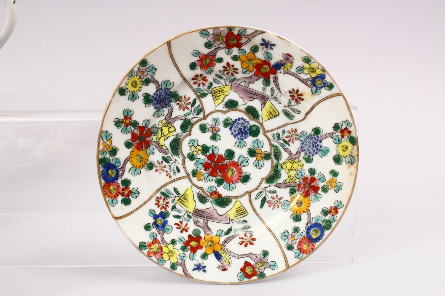 AN ORIENTAL FAMILLE ROSE PORCELAIN PART TEA SERVICE, WITH FLORAL DECORATION, the bases with black - Image 3 of 6