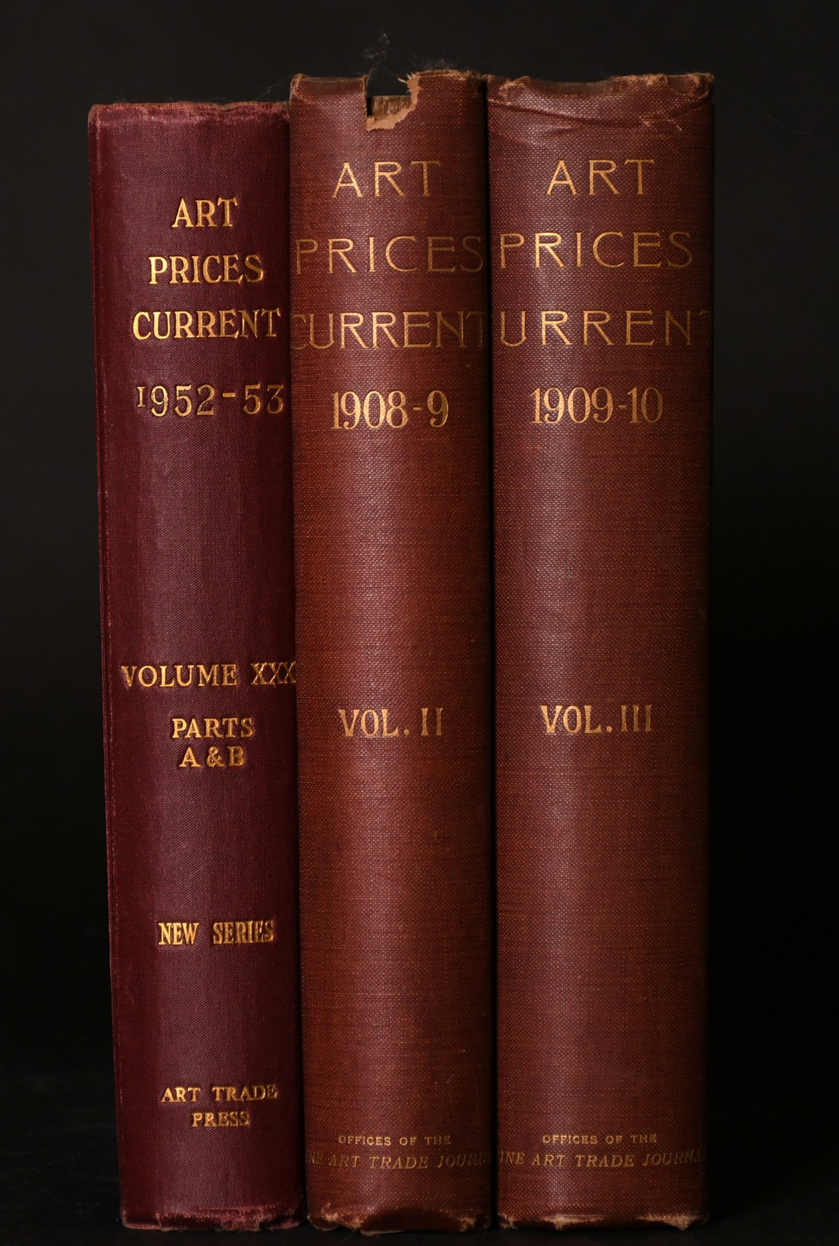 'ART SALES'. By Graves. One volume. 'ART PRICES CURRENT'. 1908-9, 1909-10 and 1952-53. Three - Image 3 of 3