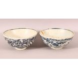 A PAIR OF CHINESE WANLI PERIOD BLUE & WHITE SHIPWRECK PORCELAIN BOWLS.