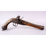 A 19TH CENTURY PERSIAN QAJAR FLINTLOCK PISTOL, with a very fine signed gold inlaid steel barrel,