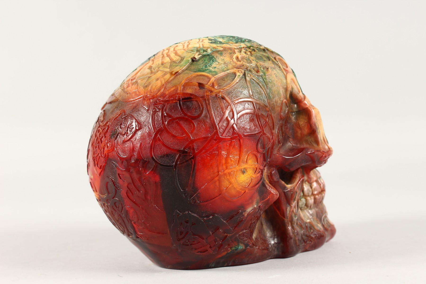 A LARGE RESIN SKULL. 8ins high. - Image 2 of 4