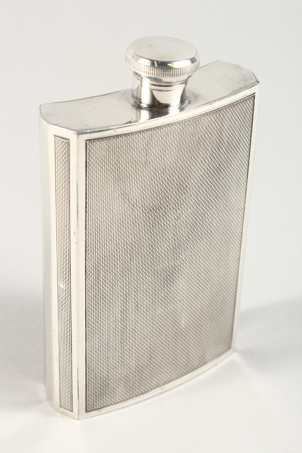 A WALKER & HALL ENGINE TURNED E.P.N.S. WHISKY FLASK. - Image 2 of 7