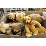 A quantity of good quality and collectable Teddy bears.