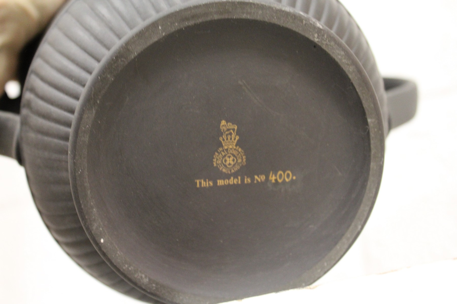 A Royal Doulton black basalt Charles Dickens commemorative twin handled urn. - Image 3 of 4