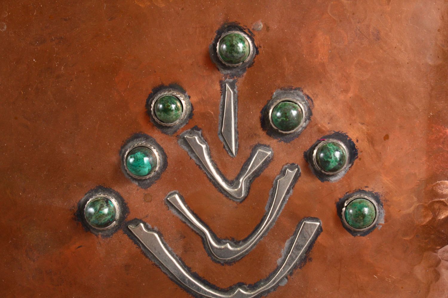 A JEWISH COPPER INLAID SILVER & STONE LIDDED MIRROR BOX, inlaid with silver and semi precious - Image 3 of 4