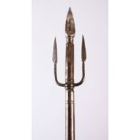 A FINE INDIAN STEEL TRIDENT SPEAR, 132CM
