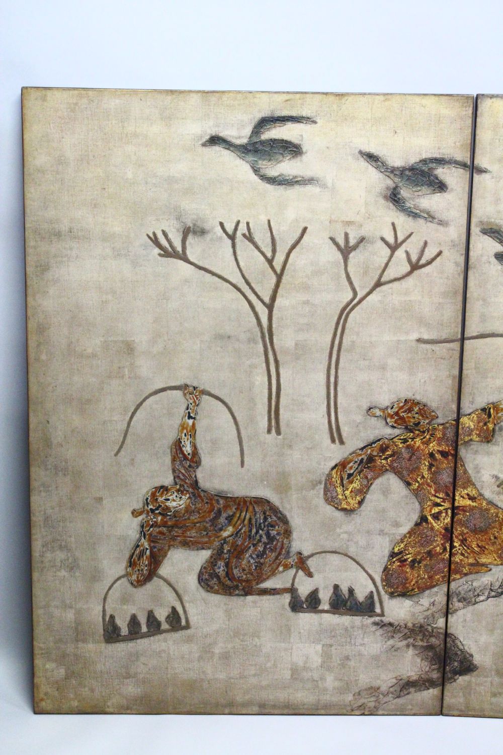 A SUPERB VIETNAMESE THREE PANEL PAINTING OF A HUNTING SCENE ATTRIBUTED TO NGUYEN VAN MINH, Wood - Image 2 of 11