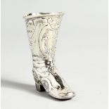 A SILVER BOOT 2.75ins high London 1904, maker W.G