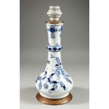 A MEISSEN PORCELAIN BLUE AND WHITE LAMP of the onion pattern, on a metal base 14ins high.