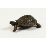 A SMALL JAPANESE BRONZE TURTLE. 2ins long