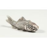 A CAST SILVER FISH VESTA CASE.