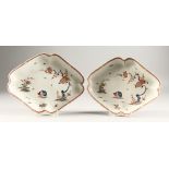 A PAIR OF BOW KAKIEMON LOZENGE SHAPED DISHES. 12ins long x 9.5ins wide.