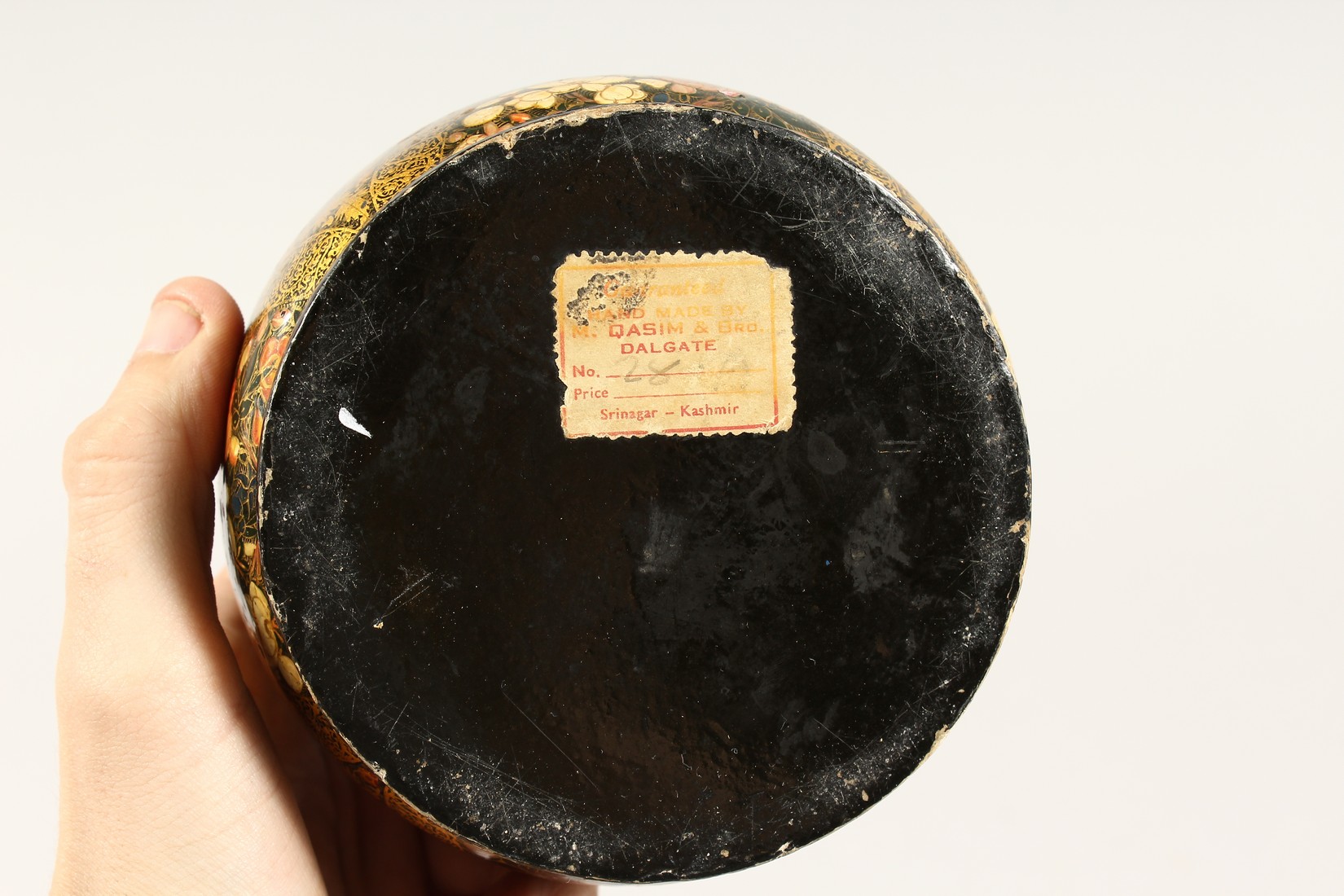 A KASHMIR CIRCULAR BOX AND COVER See old label 4ins diameter. - Image 7 of 7