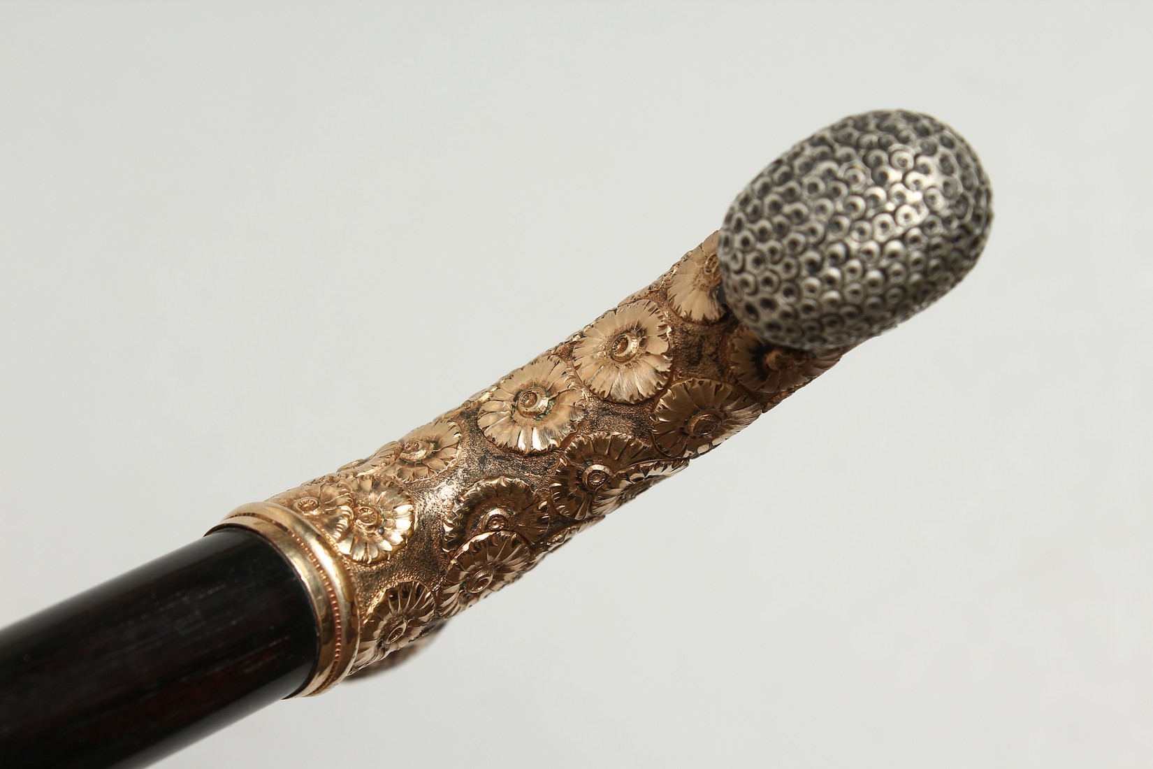 A GOOD EBONY WALKING CANE with silver and silver gilt handle. 36ins long. - Image 3 of 9