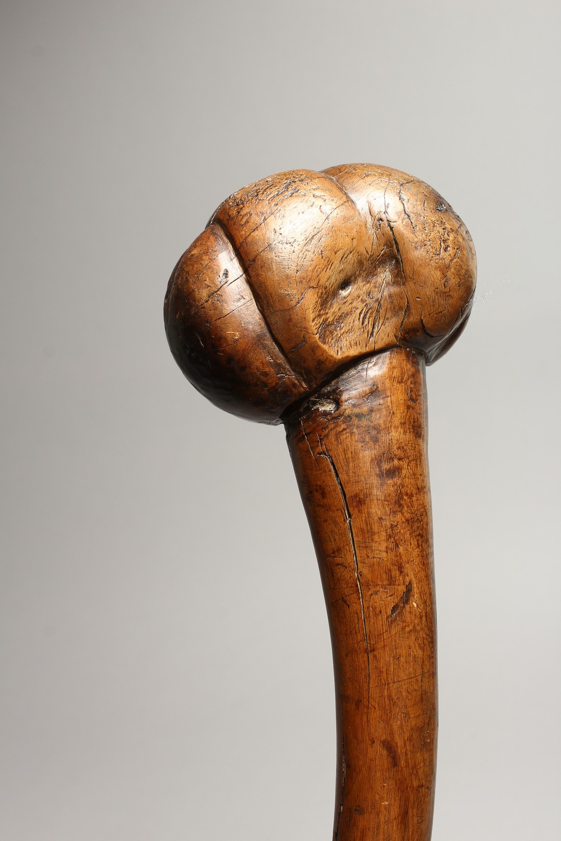 A GOOD TRIBAL WOODEN CLUB 31ins long - Image 3 of 7