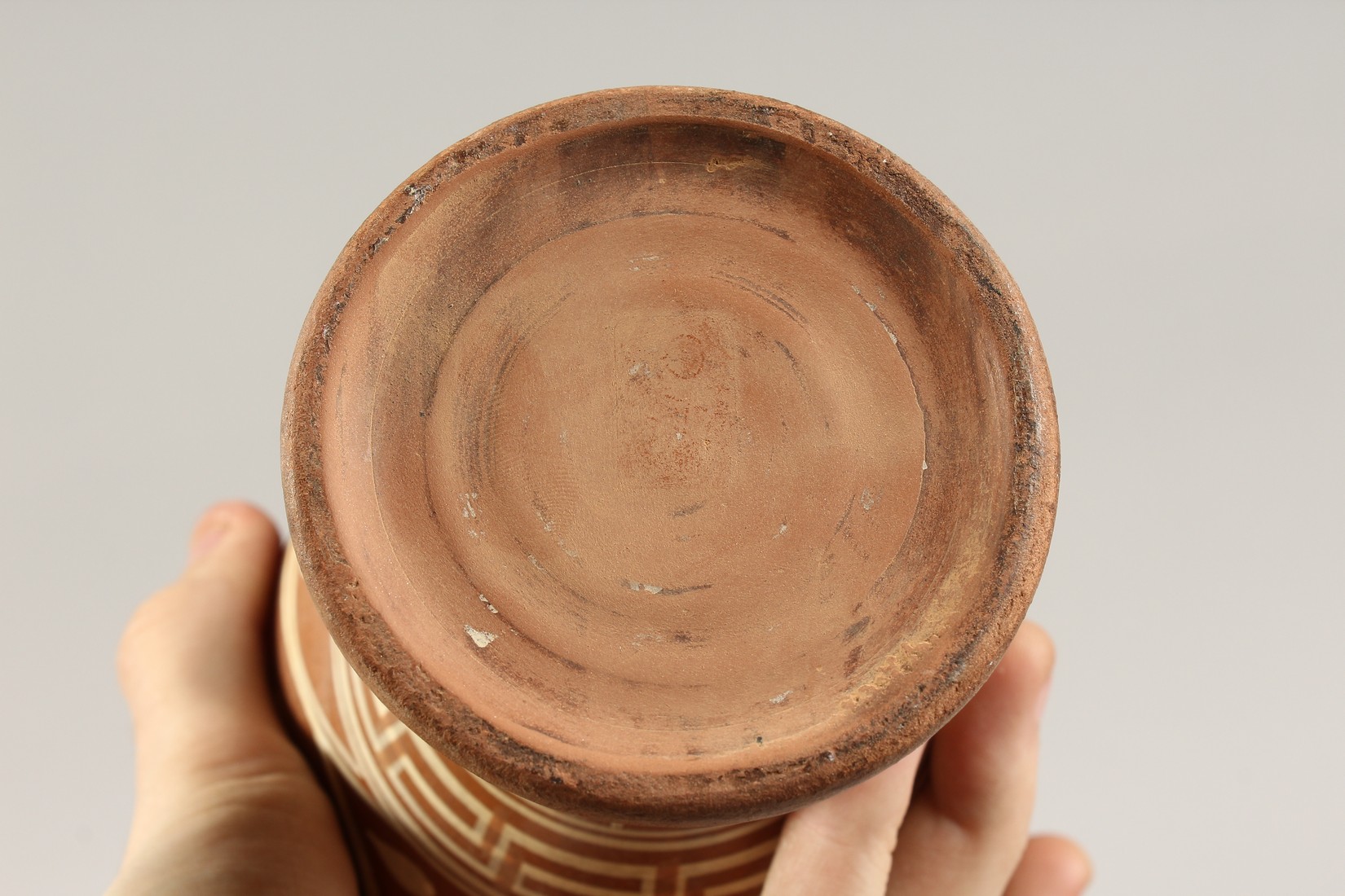 A GRAND TOUR GREEK TWO HANDLED TERRA COTTA VASE 13ins high. - Image 4 of 4