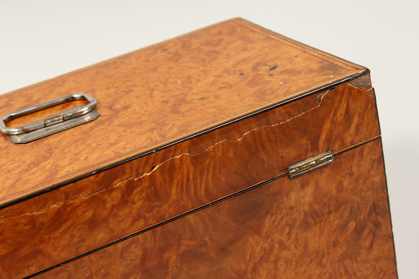 A LARGE GEORGE III POLLARD SATINWOOD TWO DIVISION TEA CADDY, banded top, silver plate handle. - Image 6 of 9