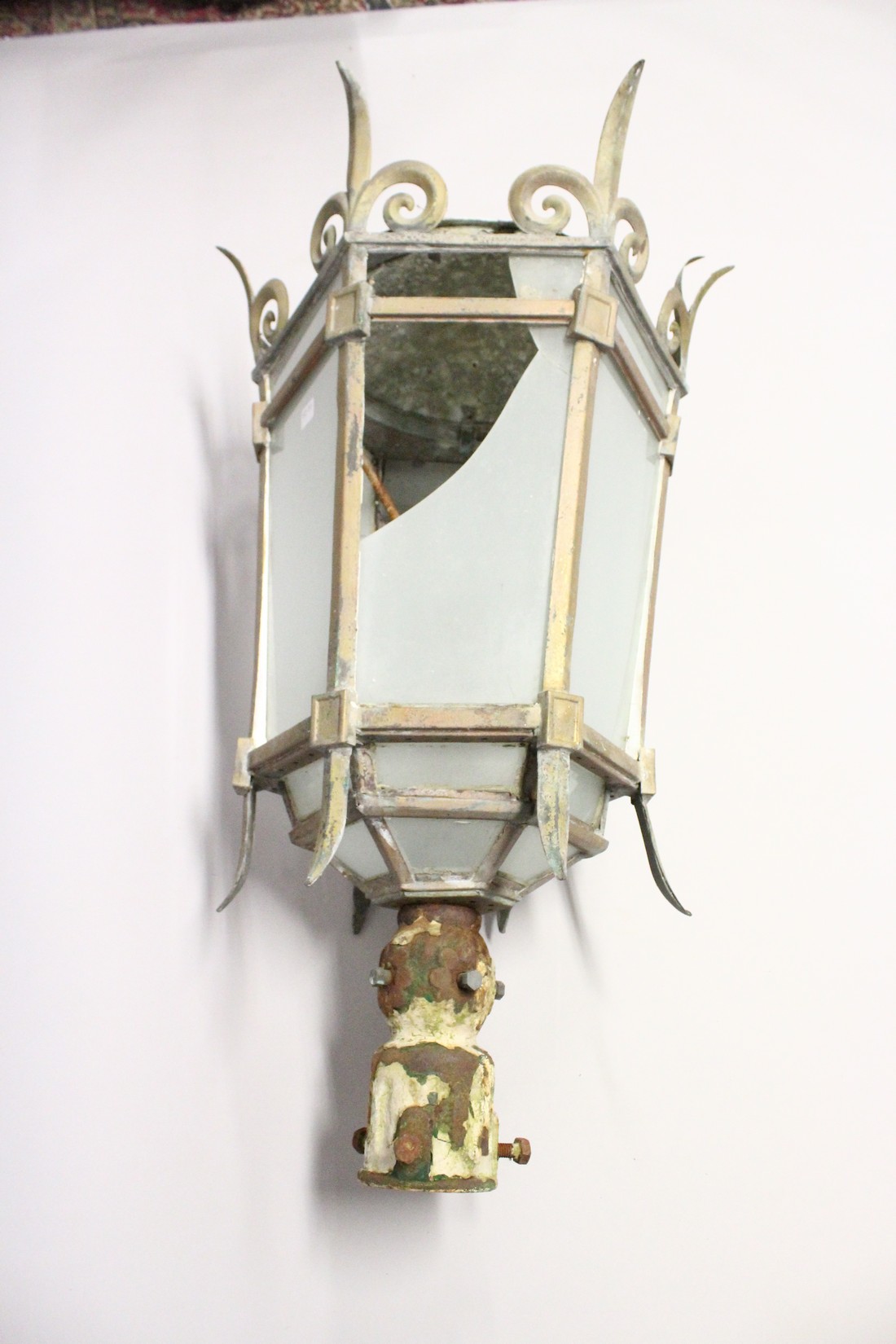 A GOOD LARGE VICTORIAN, METAL HANGING OCTAGONAL SHAPED LANTERN, with frosted glass panels. 3ft - Image 4 of 6