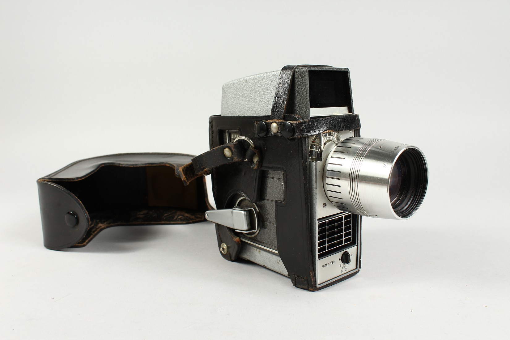 A BELL AND HOWELL LEATHER CASED MOVIE CAMERA - Image 11 of 14