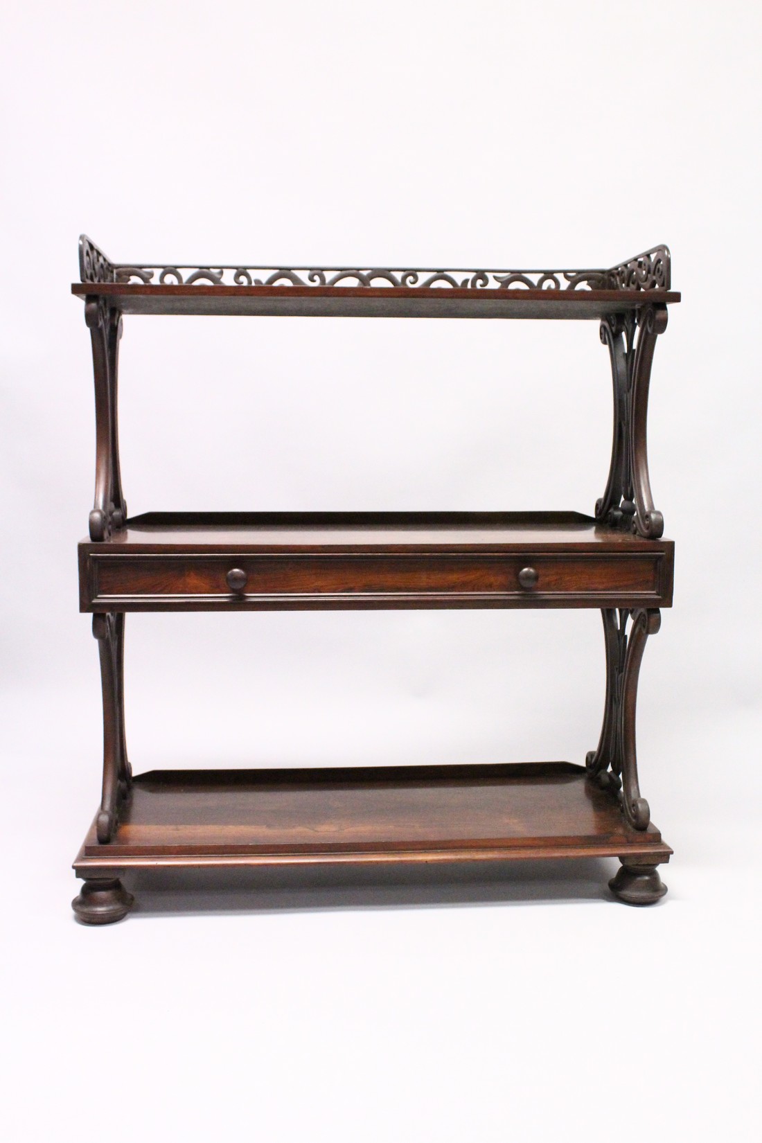 A GOOD LATE REGENCY ROSEWOOD THREE TIER WHAT-NOT, with pierced gallery, three shelves, the centre - Image 2 of 6