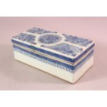 A 18TH / 19TH CENTURY CHINESE BLUE & WHITE PORCELAIN PEN BOX & COVER, decorated with fruit and