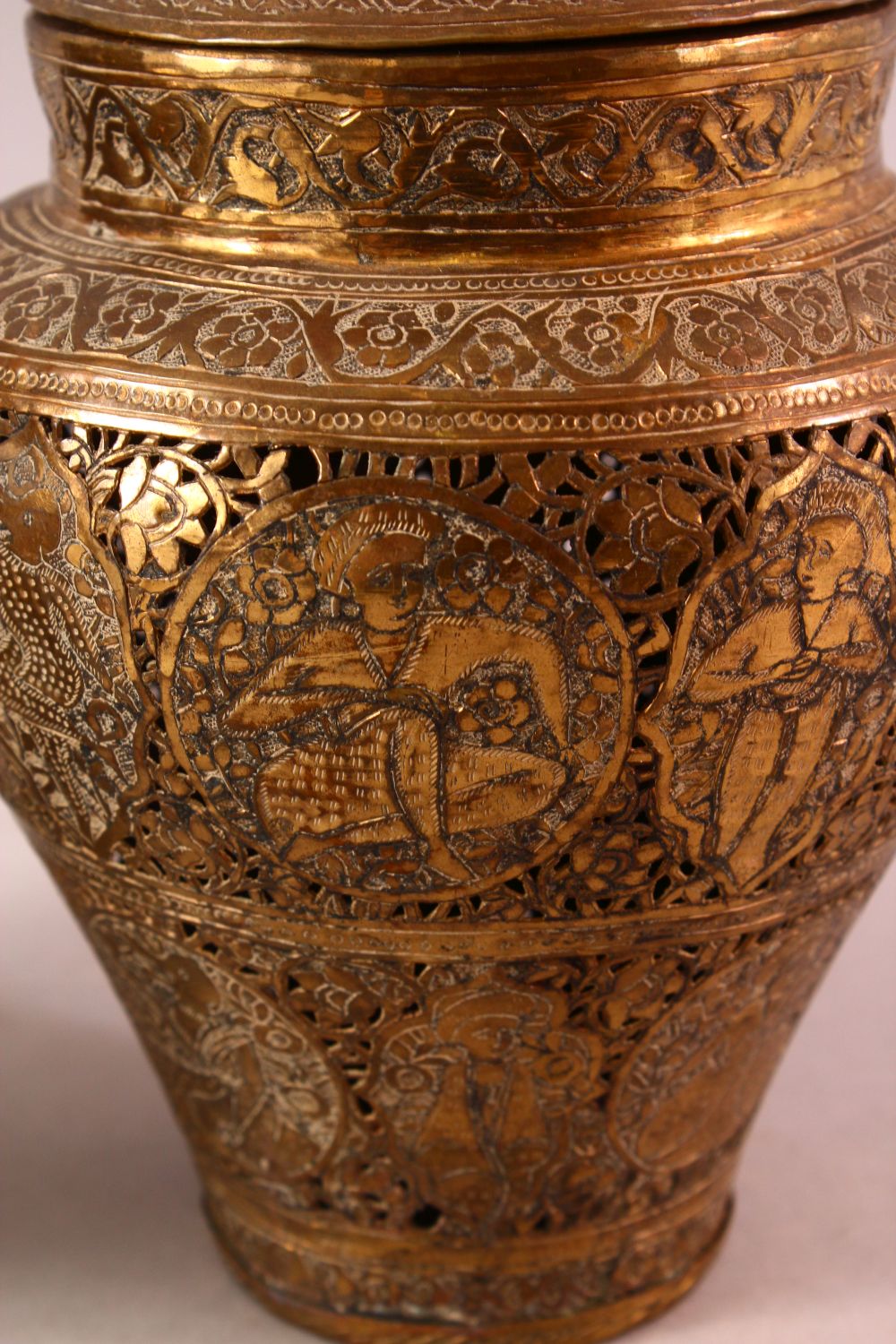 A PAIR OF QAJAR OPENWORK BRASS VASES & COVERS, with roundel figural decoration, 28cm - Image 3 of 7