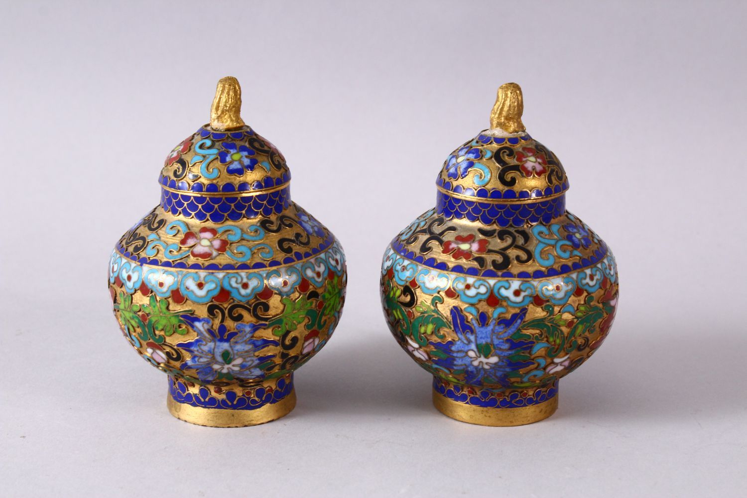 A PAIR CHINESE CLOISONNE JAR & COVERS, each decorated in similar style with raised enamel decoration - Image 3 of 6