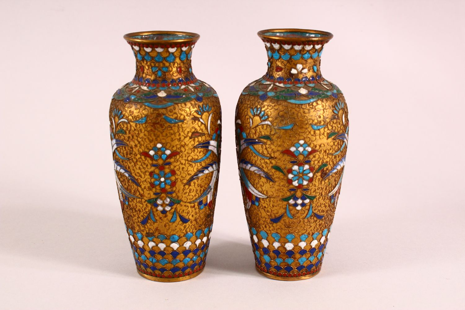 A SMALL PAIR OF CLOISONNE AND RAISED WIRE VASES, 16cm high. - Image 2 of 5