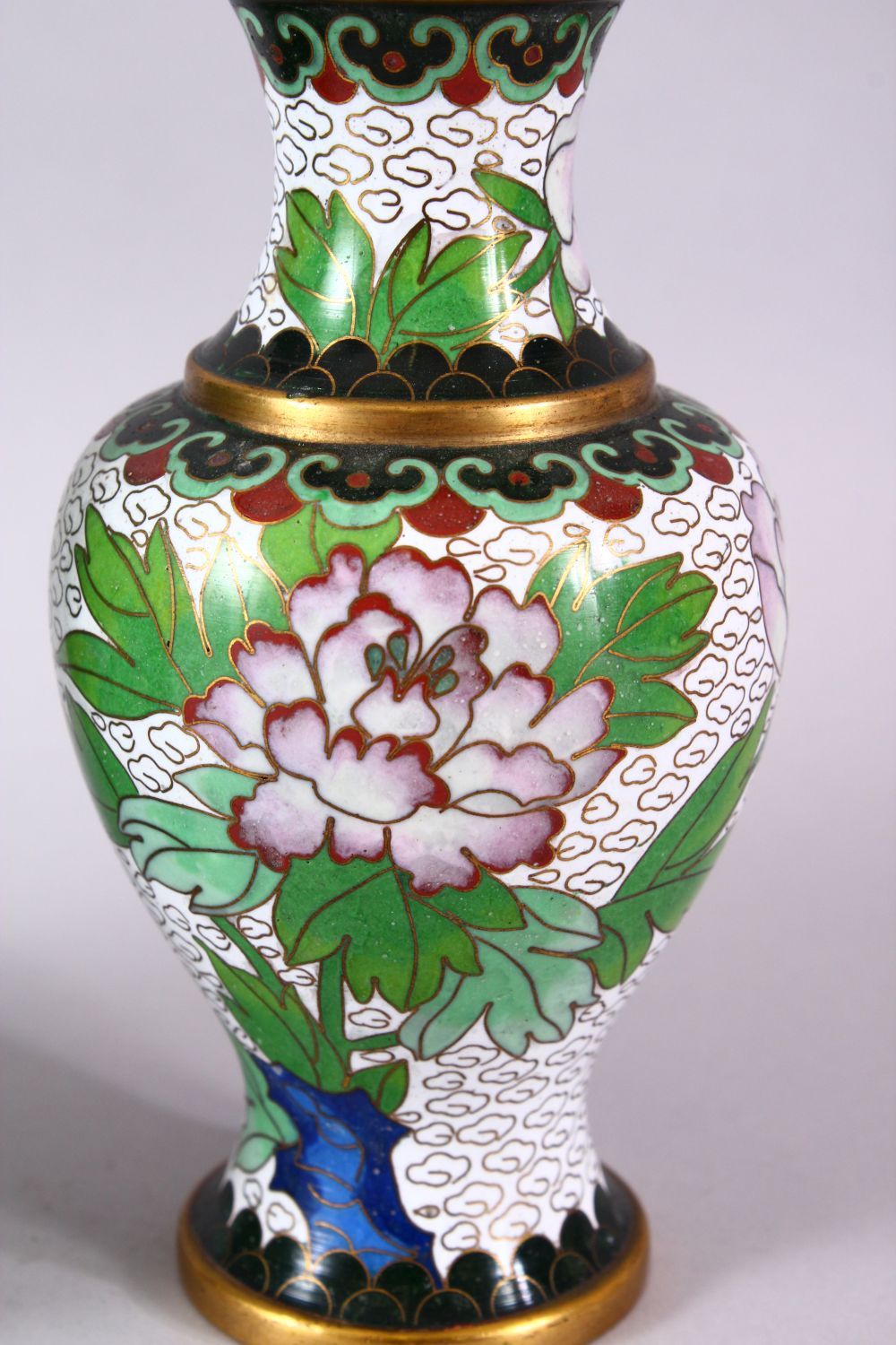 A MIXED LOT OF THREE CHINESE CLOISONNE VASES - the largest with a green ground with native Lotus - Image 4 of 8