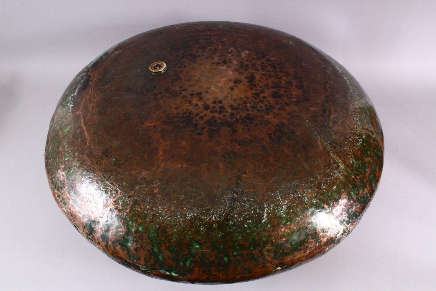 A RARE LARGE 16TH CENTURY MAMLUK DAMASCUS ENGRAVED COPPER BOWL, approx. 56cm diameter at widest - Image 7 of 7